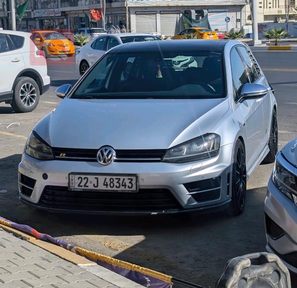 Volkswagen Golf R